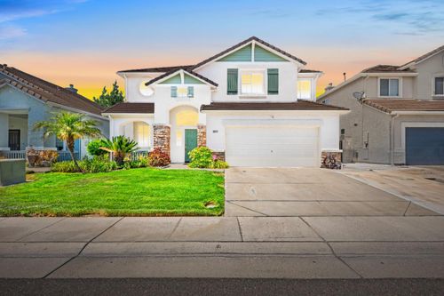 9421 Viridian Way, Elk Grove, CA, 95624-4408 | Card Image