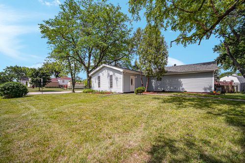 20738 S Hickory Creek Ct, Frankfort, IL, 60423-8905 | Card Image