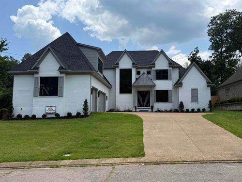 9065 Red Tulip Cv, Cordova, TN, 38018-2957 | Card Image