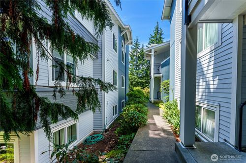 apt-a32-907 N 163rd St, Shoreline, WA, 98133-5675 | Card Image