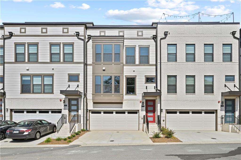 Rivard Cir, Atlanta, GA 30318