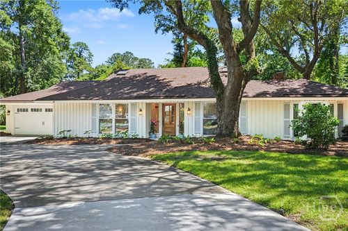 2 Blount Ln, Savannah, GA, 31411-1428 | Card Image
