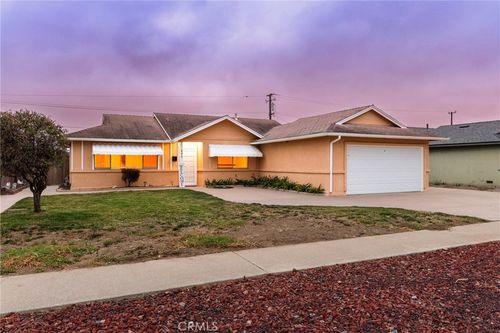 405 N V, Lompoc, CA, 93436 | Card Image