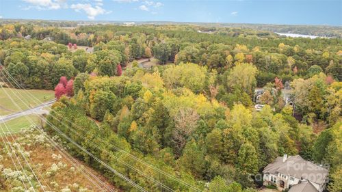 2009 Beauhaven Ln, Belmont, NC, 28012-6756 | Card Image