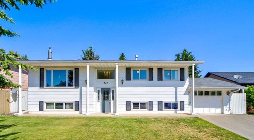 525 Schofield St, Pincher Creek, AB, T0K1W0 | Card Image