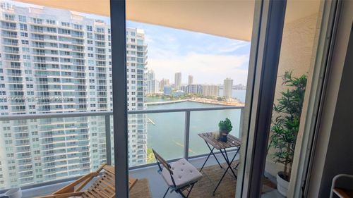 2508-1155 Brickell Bay Dr, Miami, FL, 33131-2983 | Card Image