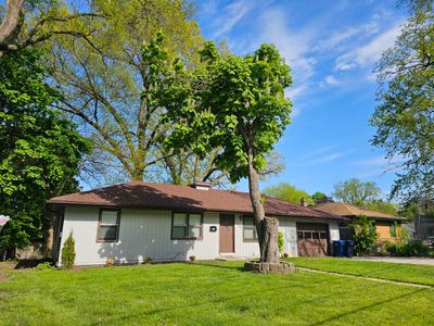 1605 N Sheridan Road, House other with 3 bedrooms, 1 bathrooms and 1 parking in Waukegan IL | Image 1