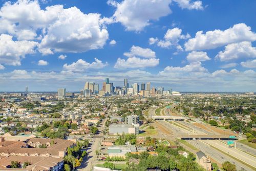 unit-12615-5925 Almeda Rd, Houston, TX, 77004-7697 | Card Image