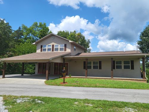 111 Cedar Hills Rd, Sevierville, TN, 37862-3160 | Card Image