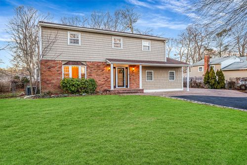 224 Vanderbilt Blvd, Oakdale, NY, 11769-2000 | Card Image