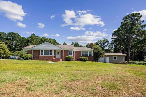 613 E 3rd Ave, Red Springs, NC, 28377-1438 | Card Image