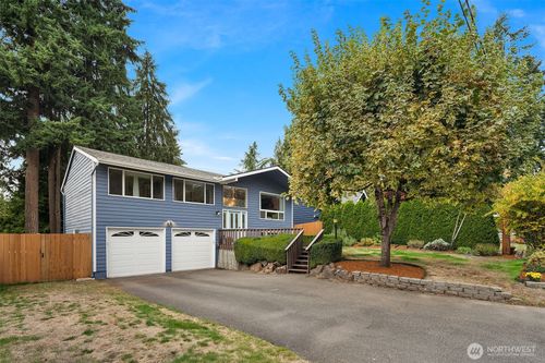 9625 164th Avenue Ne, Redmond, WA, 98052 | Card Image