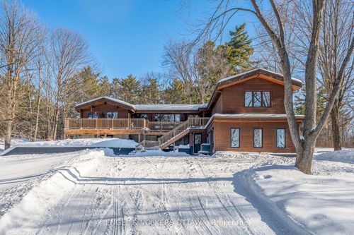 3826 Stonecrest Rd, Woodlawn, ON, K0A3M0 | Card Image