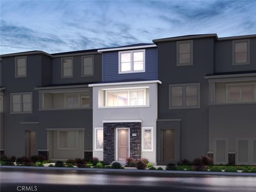 207 Aurora Ln, Pomona, CA, 91767-2122 | Card Image