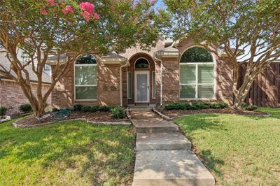 2431 Weatherby Drive, House other with 3 bedrooms, 2 bathrooms and null parking in Mesquite TX | Image 3