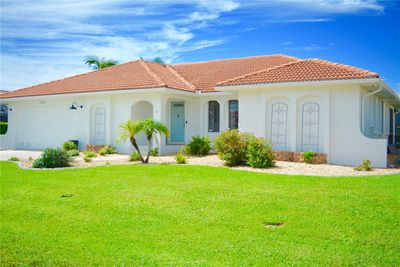 3723 Toulouse Court, House other with 4 bedrooms, 2 bathrooms and null parking in Punta Gorda FL | Image 2