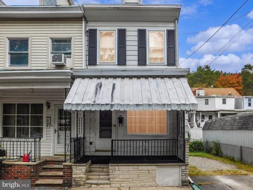 1419 E Market St, MAHANOY CITY, PA, 17948-3016 | Card Image