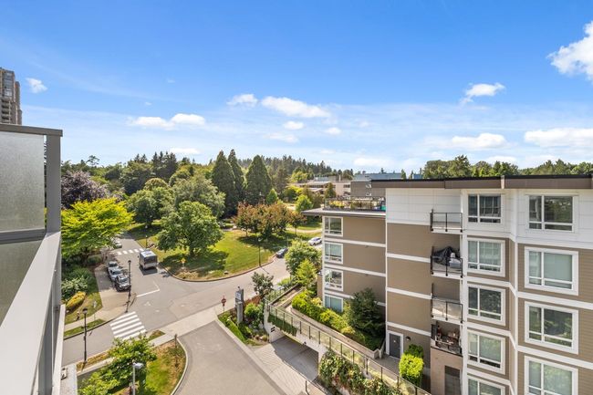 810 - 271 Francis Way, Condo with 2 bedrooms, 2 bathrooms and 1 parking in New Westminster BC | Image 8