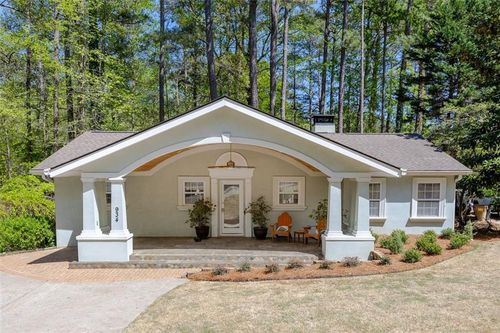 934 Pine Cir, Woodstock, GA, 30189-1418 | Card Image
