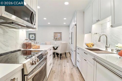 239-4081 Clayton Rd, Concord, CA, 94521 | Card Image