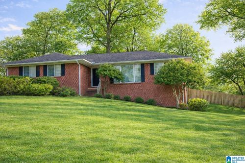 1876 Glendmere Dr, VESTAVIA HILLS, AL, 35216-2602 | Card Image