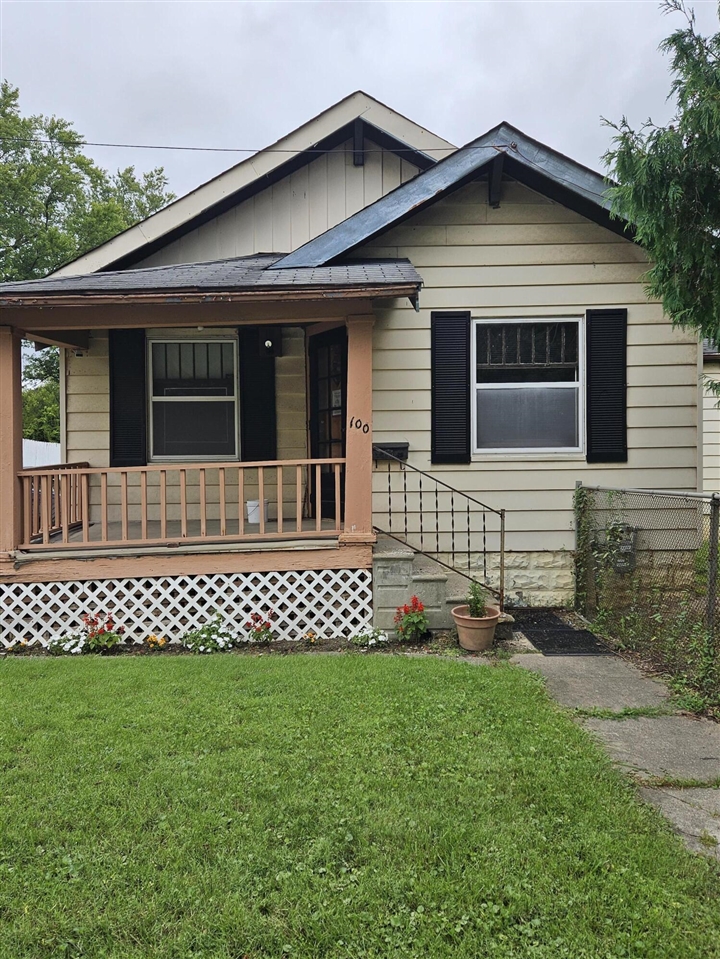 Moreland Ave, Pontiac, MI 48342