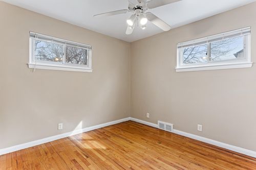 20524 Indian, Redford, MI, 48240-1208 | Card Image