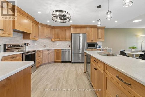 902-24 Marilyn Dr, Guelph, ON, N1H8E9 | Card Image