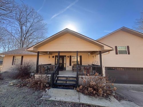 101 Henderson Rd, Mountain View, AR, 72560-7083 | Card Image