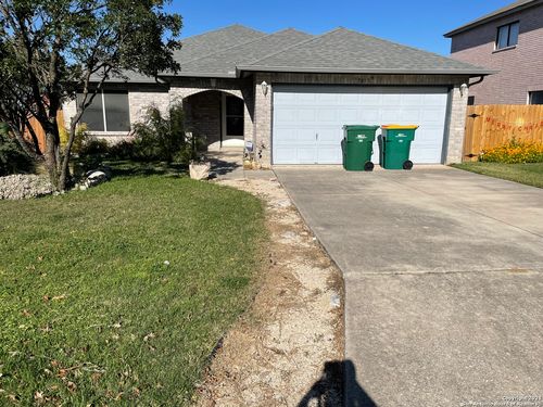 7815 Caspian Bay Dr, Converse, TX, 78109-3254 | Card Image