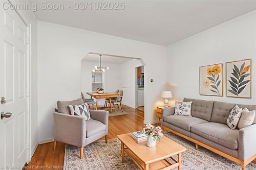 4995 Anatole St, Detroit, MI, 48236-2201 | Card Image