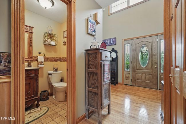 1124 Elizabethton Hwy, House other with 3 bedrooms, 3 bathrooms and null parking in Bluff City TN | Image 22