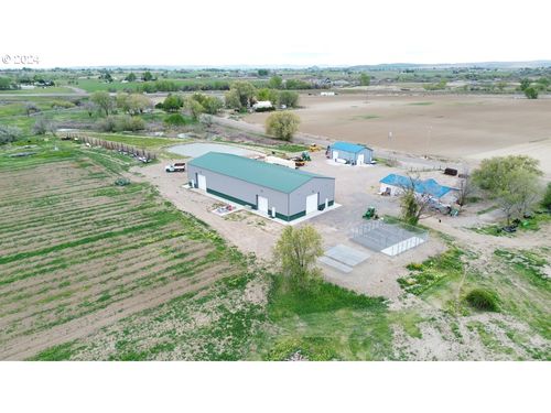 4484 Oak Rd, Ontario, OR, 97914 | Card Image