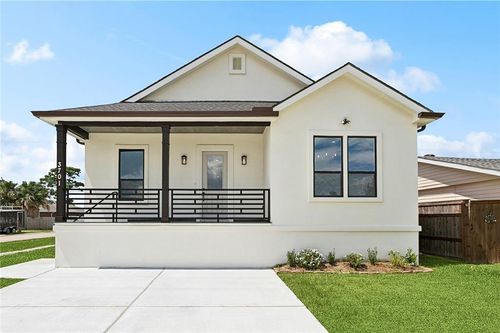3701 Loyola Dr, Kenner, LA, 70065-2407 | Card Image