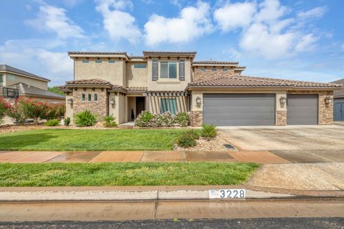 3228 S Bloomfield Dr, Washington, UT, 84780-2929 | Card Image