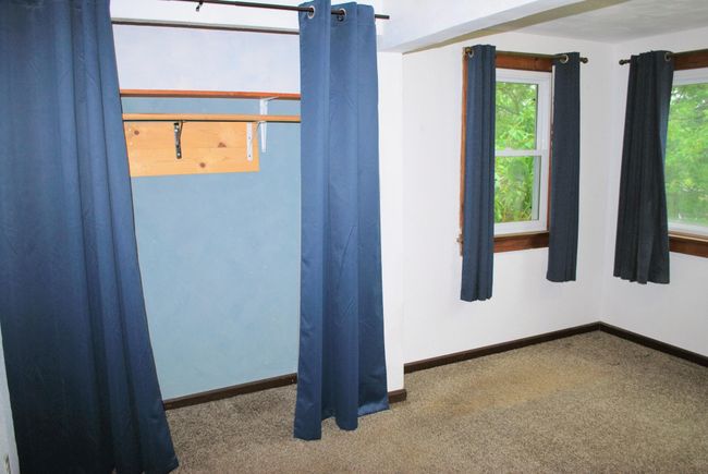 Main level bedroom closet | Image 16