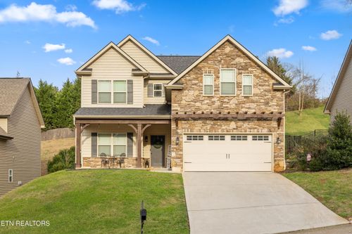 1230 Peake Ln, Knoxville, TN, 37922-6736 | Card Image