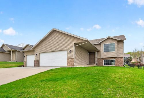 3639 Kenosha Dr Nw, Rochester, MN, 55901-5648 | Card Image