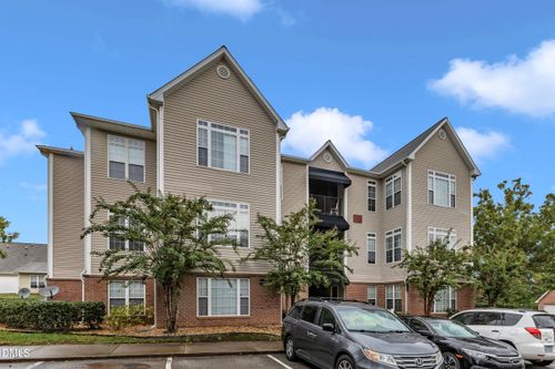 apt-201-2521 Friedland Pl, Raleigh, NC, 27617-8496 | Card Image