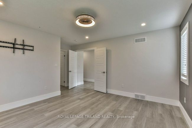 51 Elliot St, House other with 6 bedrooms, 3 bathrooms and 2 parking in Strathroy ON | Image 24