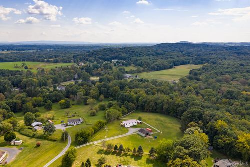 264 Greising Rd, Pine Bush, NY, 12566-6302 | Card Image