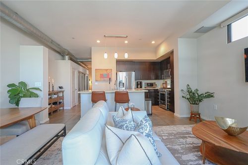 unit-334-133 The Promenade N, Long Beach, CA, 90802-4742 | Card Image