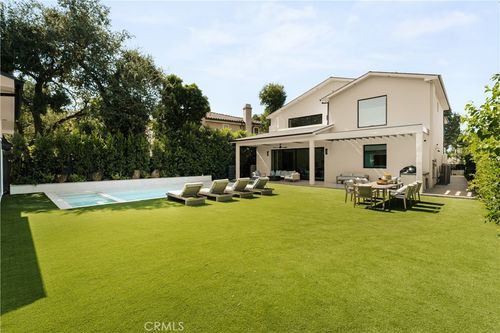 16828 Otsego St, Encino, CA, 91436-1050 | Card Image