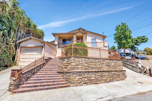 2230 Sol St, Castro Valley, CA, 94578-1355 | Card Image