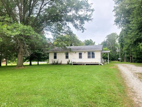 1604 N Cayuse Trl, Greensburg, IN, 47240-7853 | Card Image