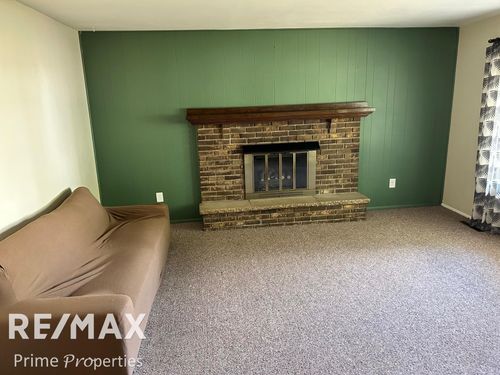 7091 Partridge Dr, Flushing, MI, 48433-8816 | Card Image