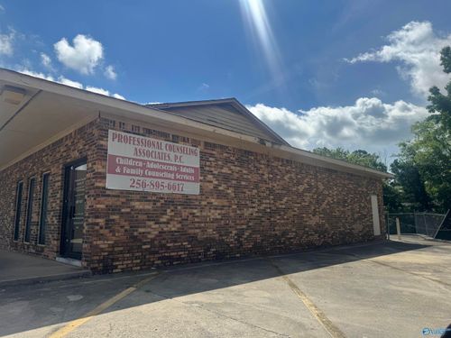 1920 Sparkman Dr Nw, Huntsville, AL, 35816-1126 | Card Image