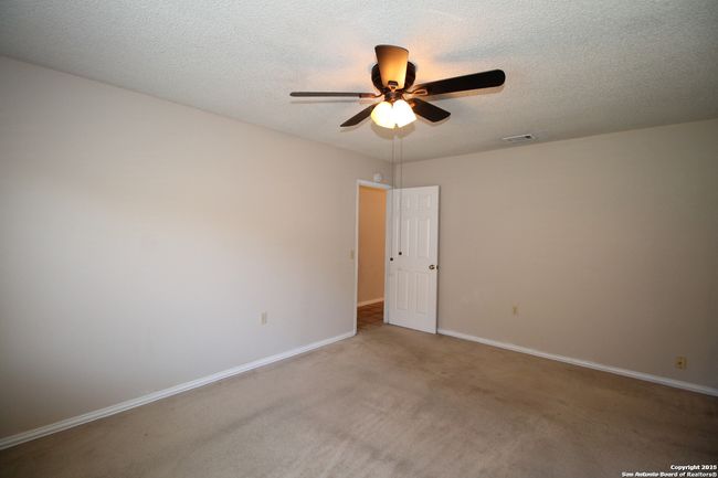 10305 Vigilante Trl, House other with 3 bedrooms, 2 bathrooms and null parking in Converse TX | Image 11