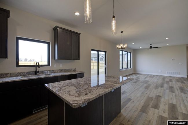 4501 Shale Cir, House other with 3 bedrooms, 2 bathrooms and null parking in Mills WY | Image 8