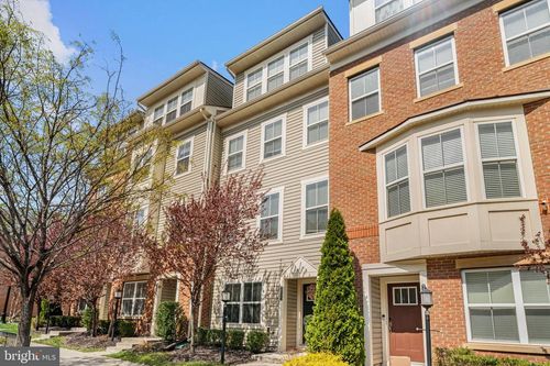 7094 Banbury Dr, HANOVER, MD, 21076-2101 | Card Image